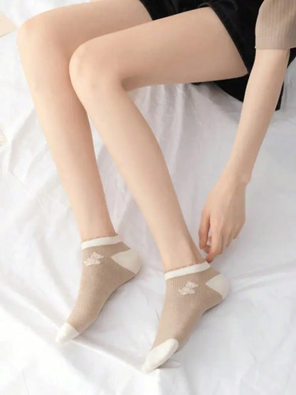 5-Piece Cute Bear Ankle Socks Set – Soft Cotton Style