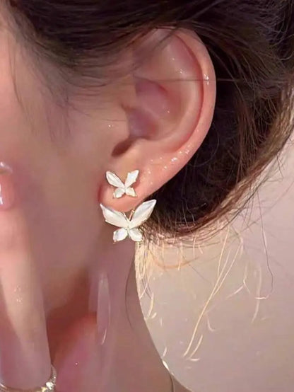 Butterfly Stud Earrings – Elegant Minimal Design