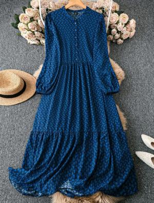 فستان ماكسي بأزرار وطبعة خفيفة – أكمام طويلة – أزرق داكن