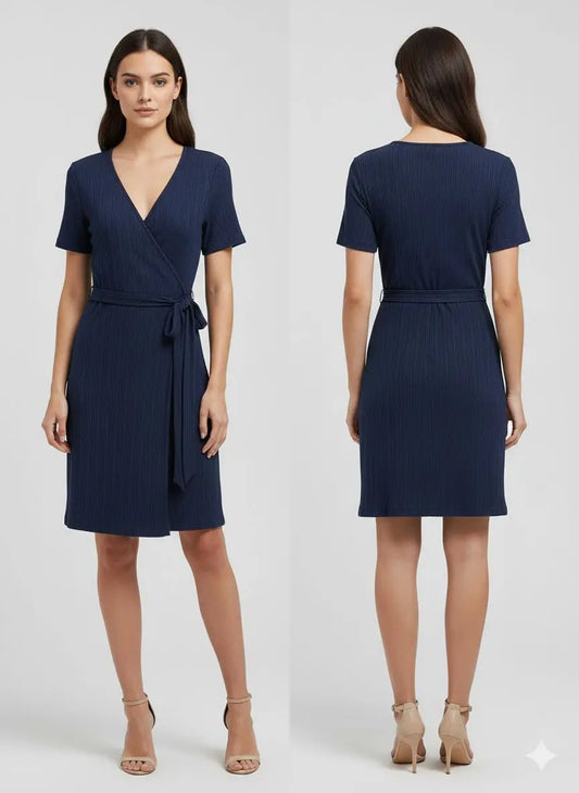 فستان ميدي نسائي بتصميم لفّ وأكمام قصيرة 