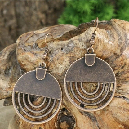 Vintage Boho Choker Necklace with Engraved Medallion