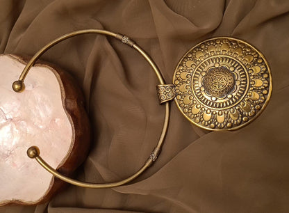 Vintage Boho Choker Necklace with Engraved Medallion