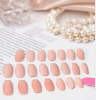 طقم أظافر لاصقة باللون الوردي المائل للحمرة – أظافر صناعية قصيرة ولامعة للاستخدام اليومي